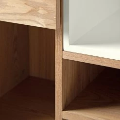 Studio Copenhagen Commode Vallsta II - Frêne / Noir -Commodes Soldes 1000143911 190118 09540300008 GALLERYIMAGES P000000001000143911