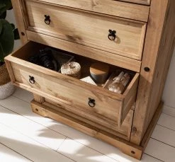 Maison Belfort Commode Finca Rustica II - Pin massif - Epicéa naturel -Commodes Soldes 1000178027 210504 11215700011 MOOD DETAILS P000000001000178027 mood