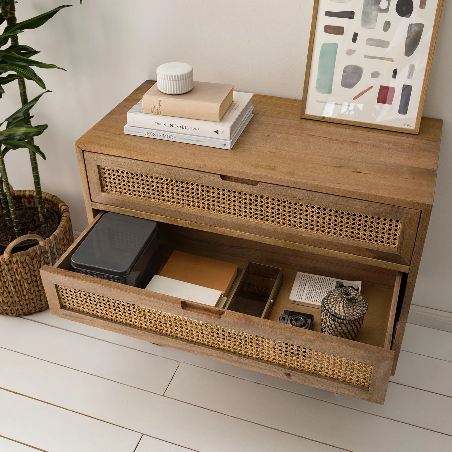 Ars manufacti Commode Vina I - Manguier massif / Rotin - Manguier / Noir 6 Ars manufacti Commode Vina I - Manguier massif / Rotin - Manguier / Noir – Image 6