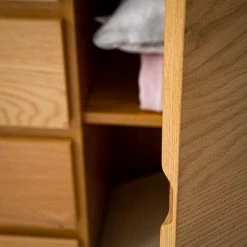 Ars Natura Commode Nozza - Placage en bois véritable - Chêne / Noir 27 Ars Natura Commode Nozza - Placage en bois véritable - Chêne / Noir -Commodes Soldes 1000182823 200306 14374700009 MOOD DETAILS P000000001000182823 mood