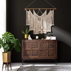 Wolf-Möbel Buffet Carving - Acacia massif / Métal - Acacia / Noir 23 Wolf-Möbel Buffet Carving - Acacia massif / Métal - Acacia / Noir -Commodes Soldes 1000202474 210127 06215300025 MOOD DETAILS P000000001000202474 mood