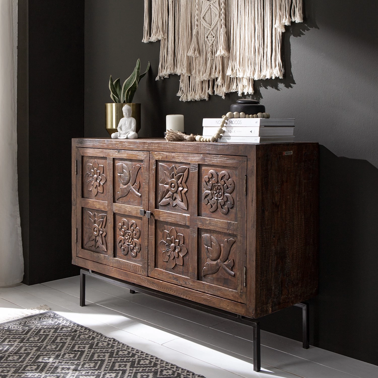 Wolf-Möbel Buffet Carving - Acacia massif / Métal - Acacia / Noir 2 Wolf-Möbel Buffet Carving - Acacia massif / Métal - Acacia / Noir – Image 2