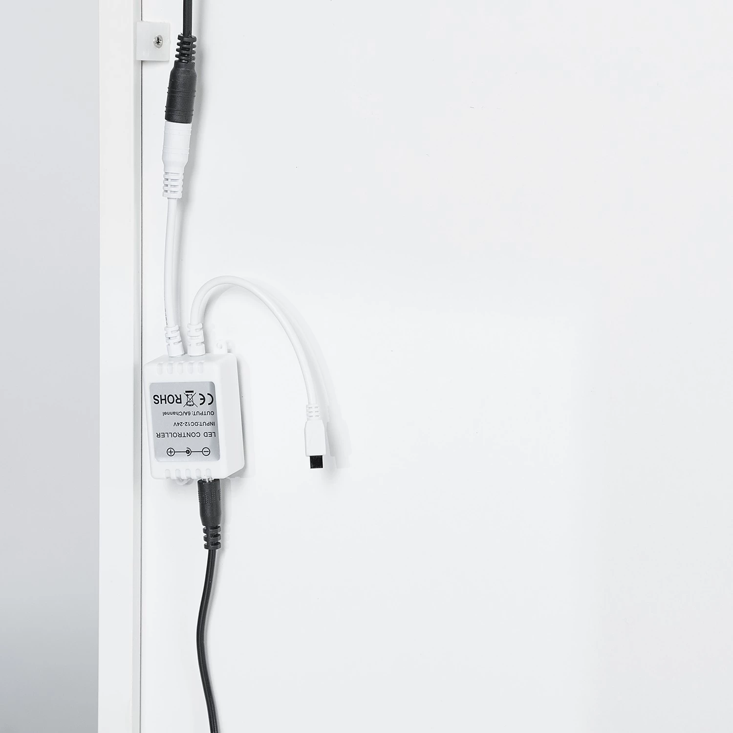 Fredriks Commode Namona II - Éclairage inclus - Imitation chêne / Blanc 13 Fredriks Commode Namona II - Éclairage inclus - Imitation chêne / Blanc – Image 13